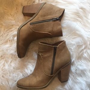Camel Booties